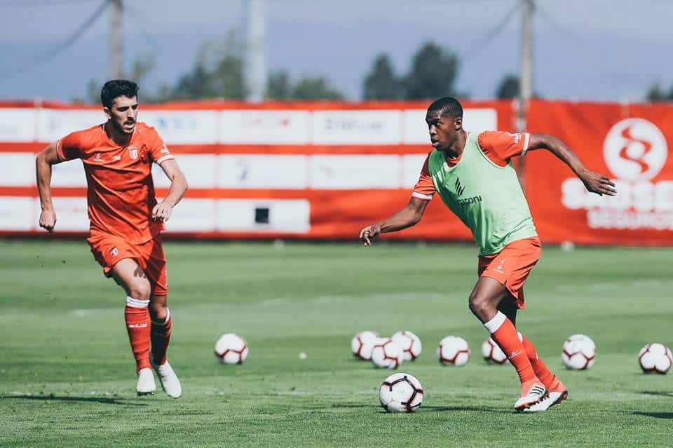 SCB defronta Hull City no Algarve