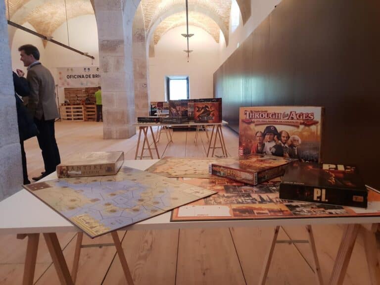 Augusta Con convida a "Pôr o telemóvel em modo Mosteiro"