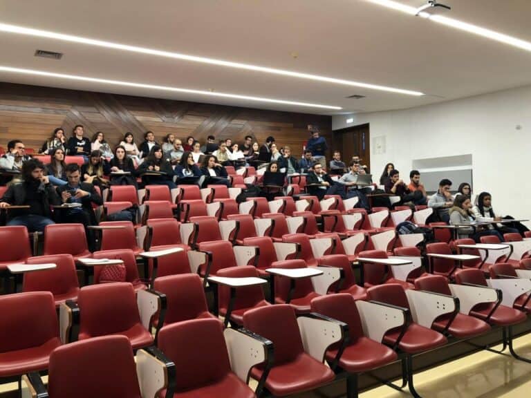 AAUM apresenta orçamento positivo de 60 mil euros