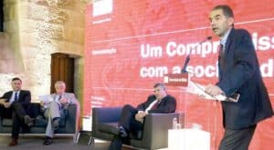 Mestrados podem financiar Ensino Superior, sugere Ministro