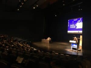 Bastonário defende reforço de psicólogos nas escolas