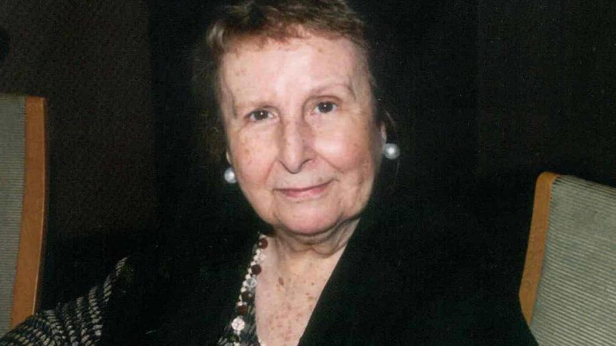 "Morreu a escritora mais importante do sec. XXI em Portugal"