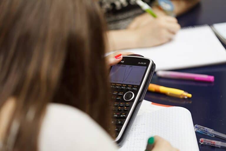 Município de Braga lança programa de apoio escolar solidário