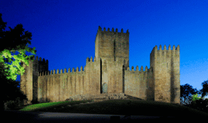 Taxa turística em Guimarães "fora de agenda"