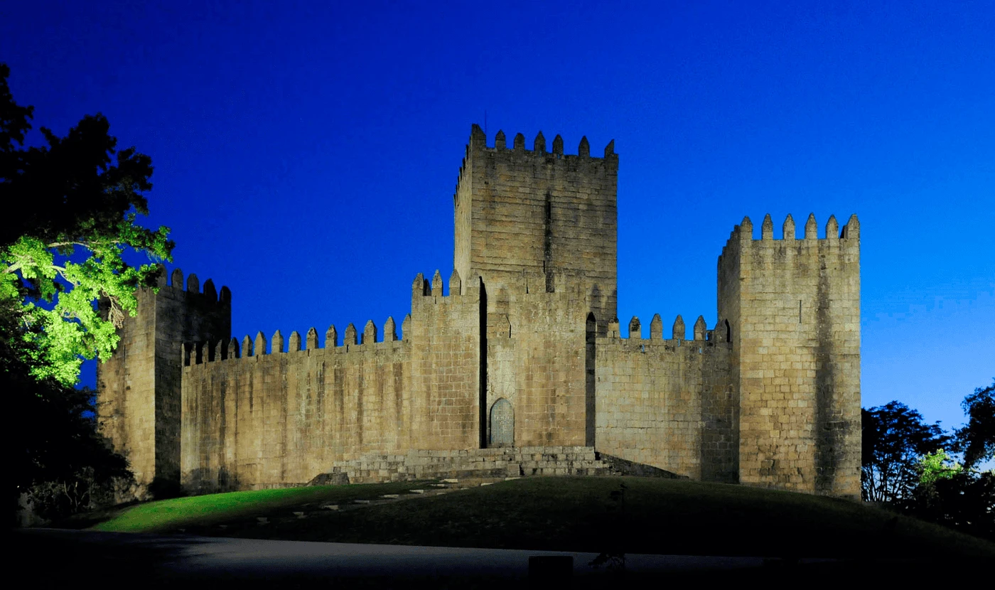 Taxa turística em Guimarães "fora de agenda"