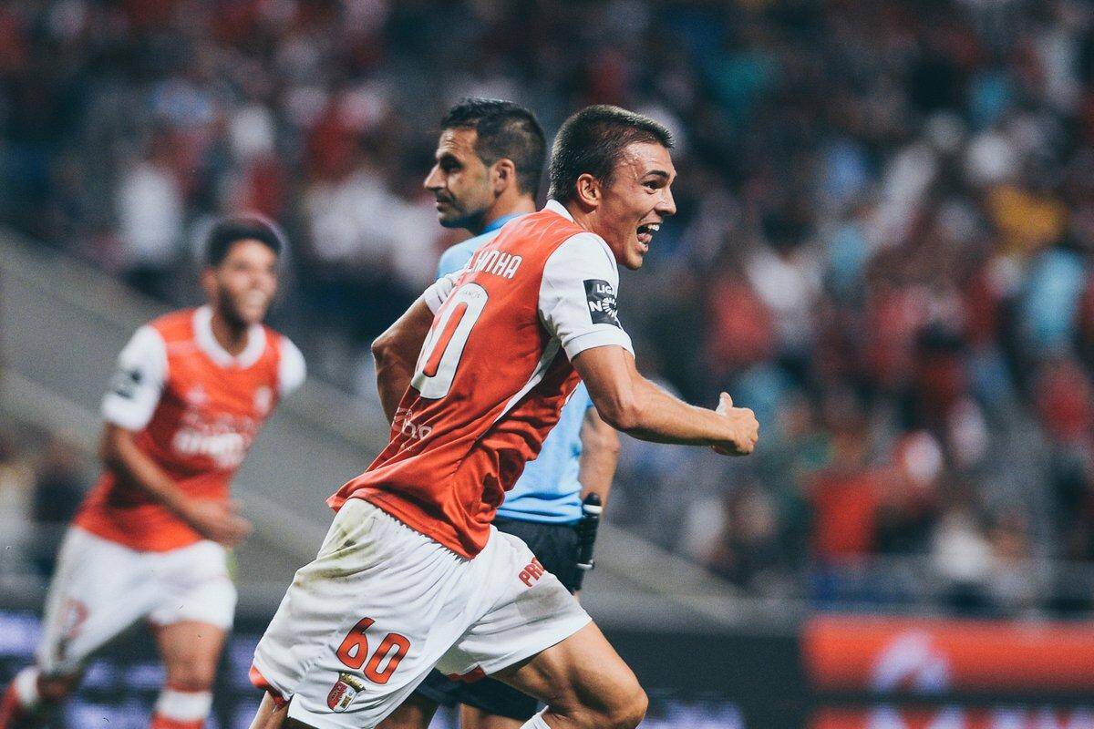 SC Braga vence Aves e sobe à liderança do campeonato