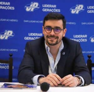 "Serei a voz dos bracarenses" na AR, diz Francisco Mota