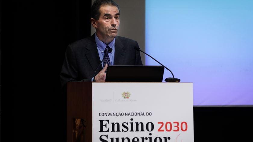 Manuel Heitor defende fim das propinas na próxima década