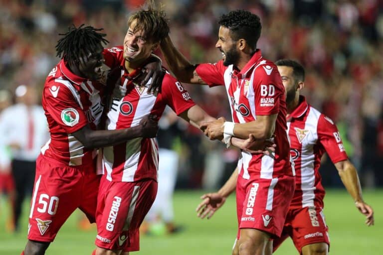 Desp. das Aves vai ao Jamor