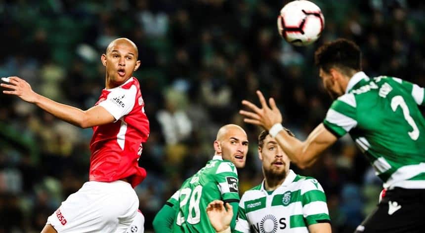 Raúl Silva punido falha FCP