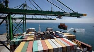 Importações sobem 18,1% em junho