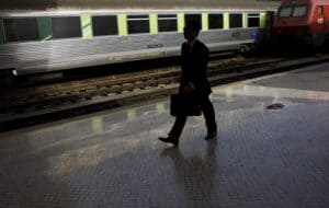 Greve afecta amanhã a circulação de comboios