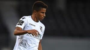 "Quero jogar sempre", diz Dodô