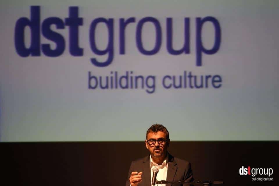 Santander reclama milhões a José Teixeira