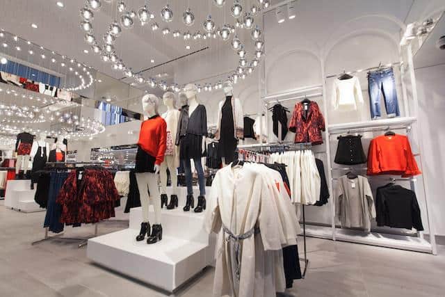 Loja de multinacional fecha portas na Av. da Liberdade