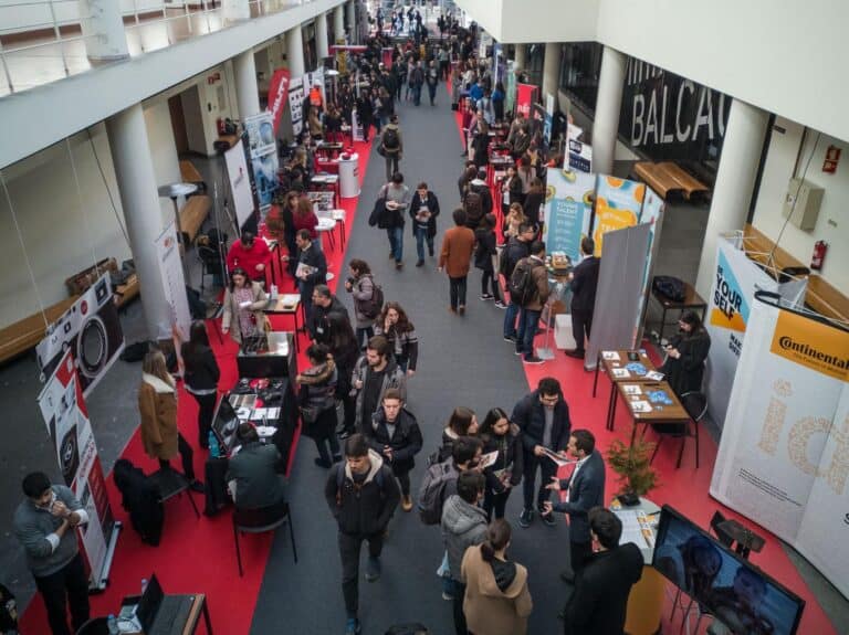 Dia do Emprego disponibiliza 3.000 vagas de trabalho